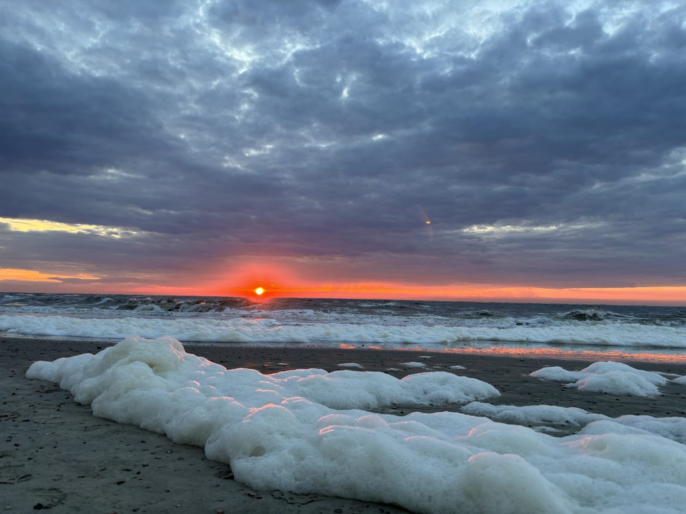 Sonnenuntergang am Nordstrand Baltrum vor der Terrasse