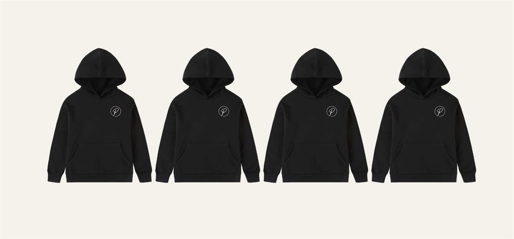Crew Hoodie – Schwarz, Logo-Stick