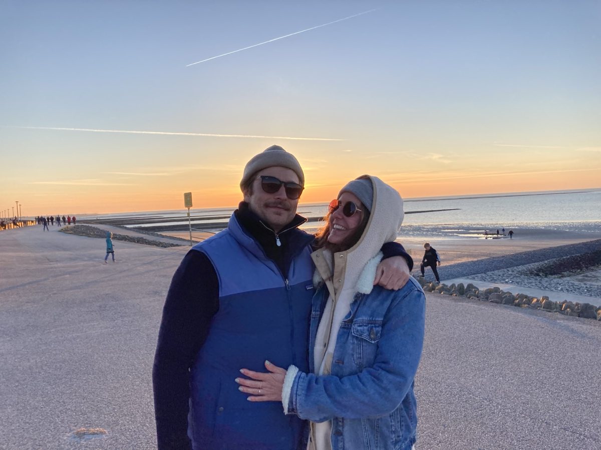Philipp und Pia am Strand von Baltrum